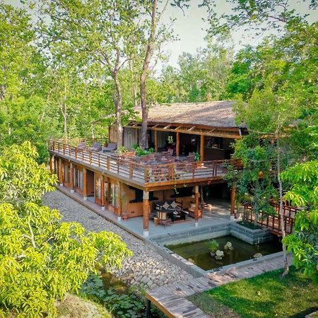 Miraaya Wellness And Golf Resort Читван Экстерьер фото