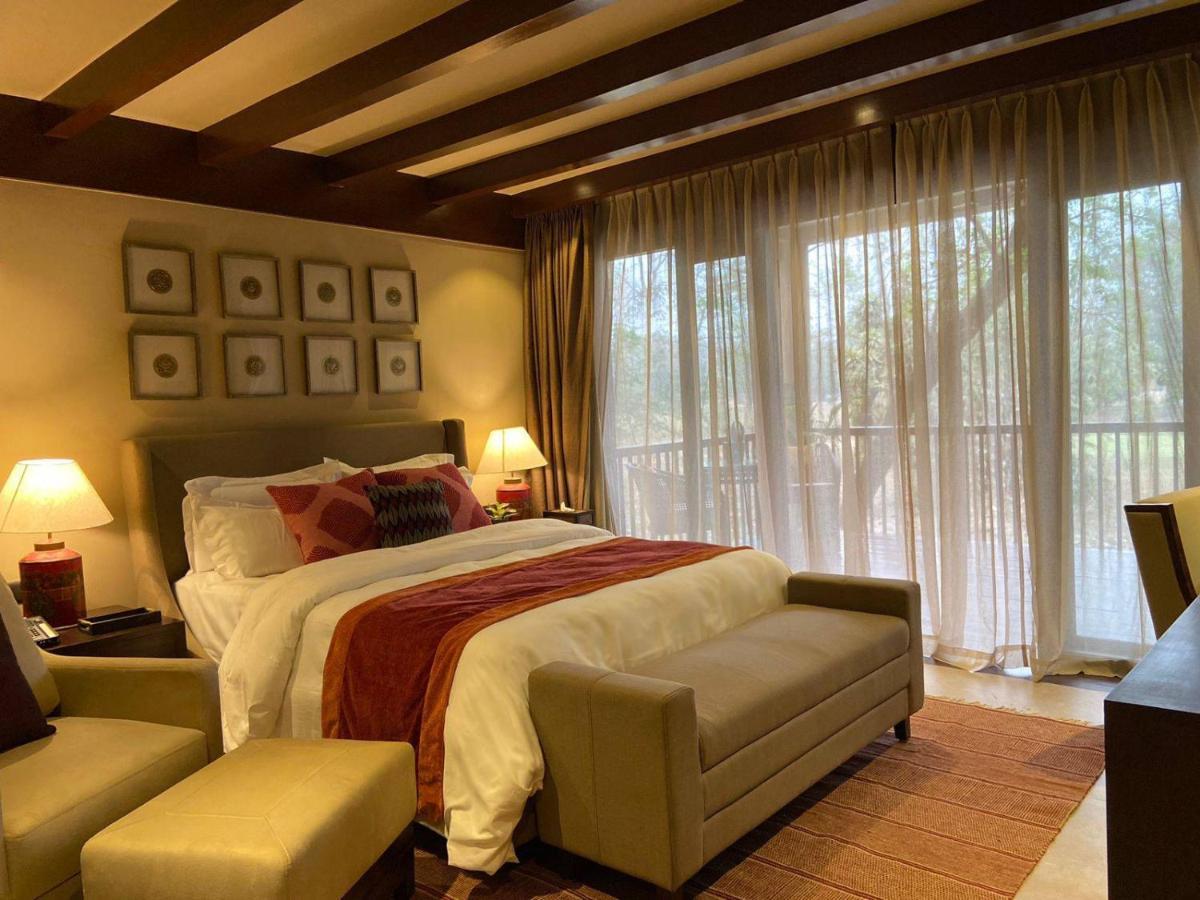 Miraaya Wellness And Golf Resort Читван Экстерьер фото