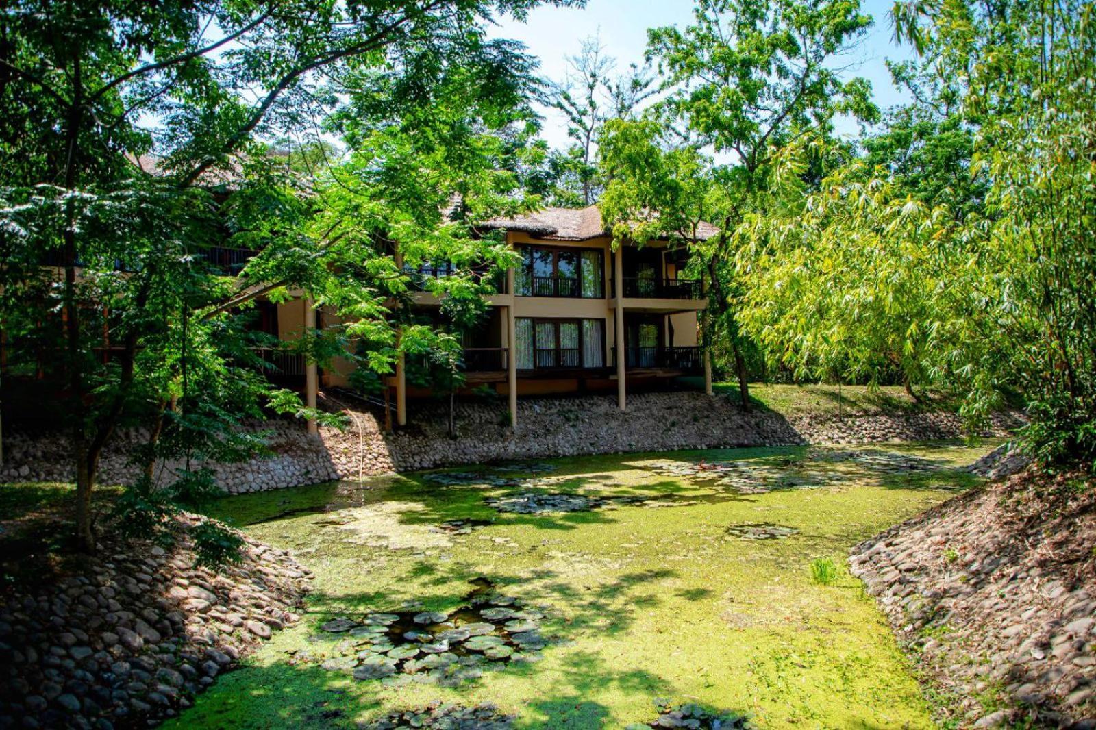 Miraaya Wellness And Golf Resort Читван Экстерьер фото